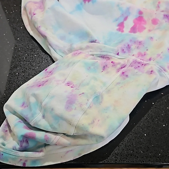 ALL IN MOTION HOODIE - Picture 7 of 11